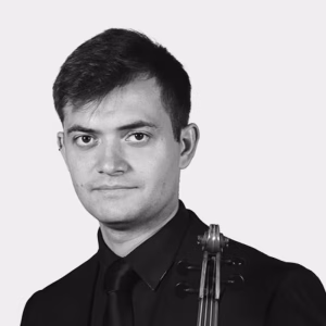 Connor Chaikowsky headshit